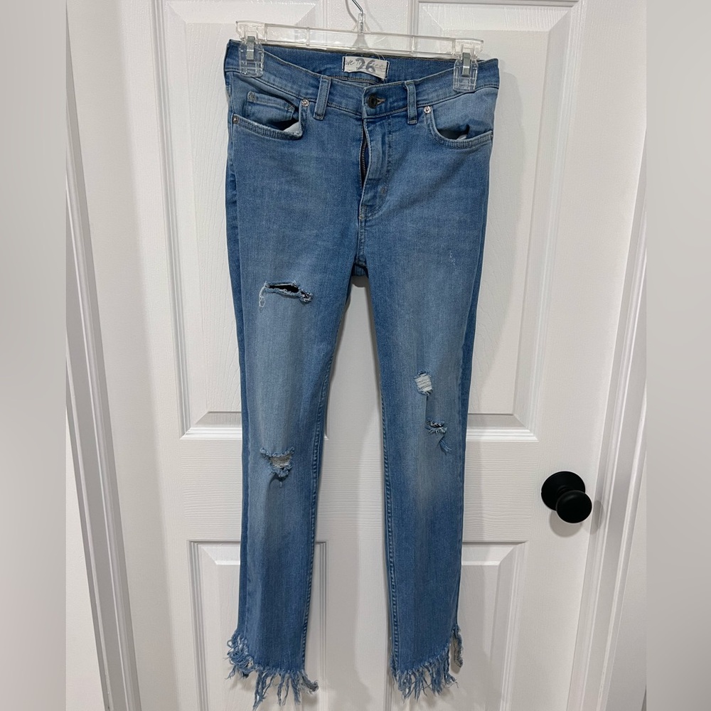 Free People jeans distressed and with super frayed hem size 26